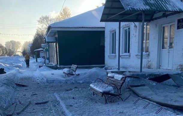 У Чернігівській області дрон «Молнія» вдарив по музичній школі У Чернігівській області дрон «Молнія» вдарив по музичній школі