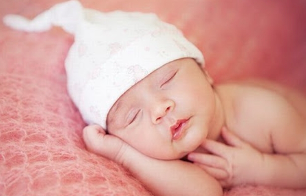 Сапфіра, Еней та Сілас: як українці називали дітей у другому півріччі 2025 року Сапфіра, Еней та Сілас: як українці називали дітей у другому півріччі 2025 року