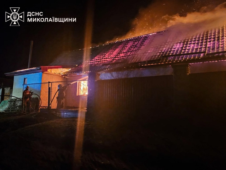 В Казанке масштабно горел жилой дом В Казанке масштабно горел жилой дом