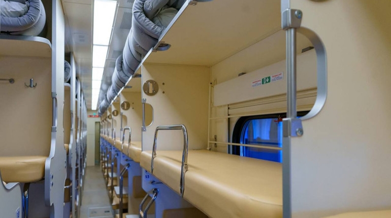 Хто на які місця має право: поставлено крапку у спорі власників квитків на верхні та нижні полиці Хто на які місця має право: поставлено крапку у спорі власників квитків на верхні та нижні полиці