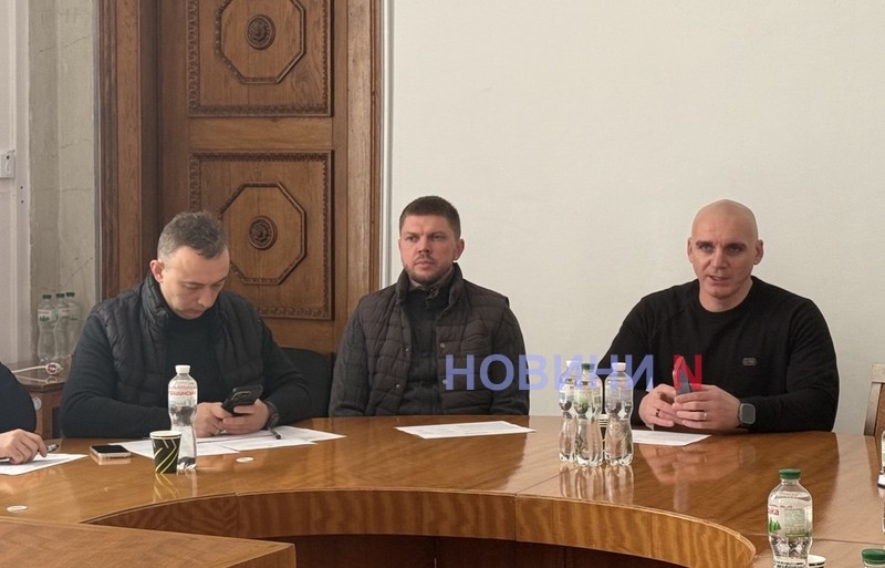 Сенкевич пригрозил штрафами управляющим компаниям, которые не справляются с работой Сенкевич пригрозил штрафами управляющим компаниям, которые не справляются с работой