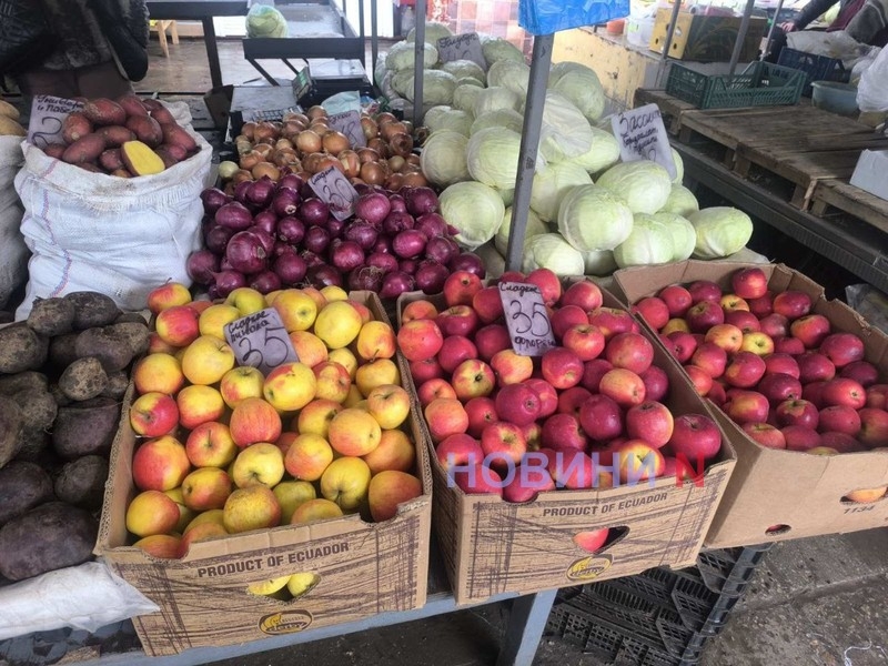 Лютневий ринок у Миколаєві: які ціни на основні продукти (фоторепортаж) Лютневий ринок у Миколаєві: які ціни на основні продукти (фоторепортаж)