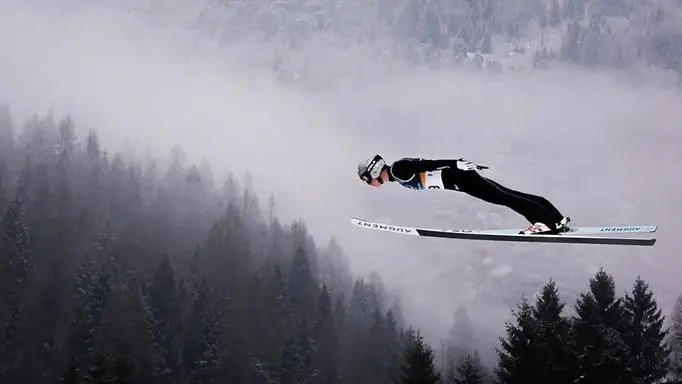 Когда спорт становится живописью: самые впечатляющие фото Зимней Олимпиады-2026 Когда спорт становится живописью: самые впечатляющие фото Зимней Олимпиады-2026