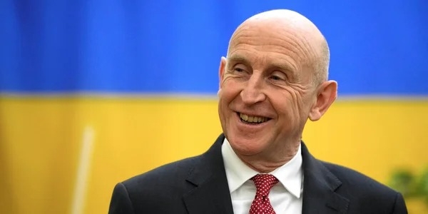 Иран выпустил ракеты в направлении Кипра Иран выпустил ракеты в направлении Кипра