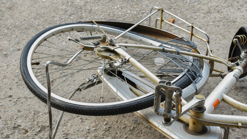 В Херсонской области от удара вражеского дрона погибла велосипедистка В Херсонской области от удара вражеского дрона погибла велосипедистка