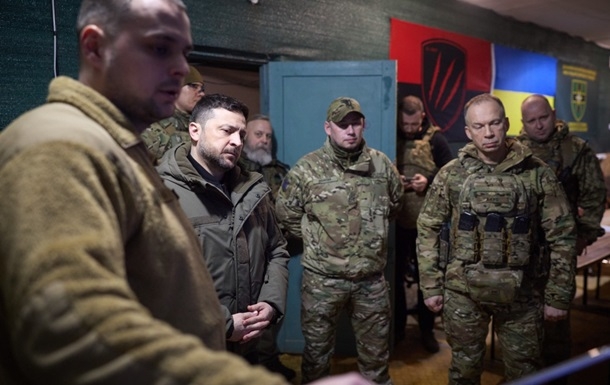 Зеленський заявив про зрив російського наступу Зеленський заявив про зрив російського наступу