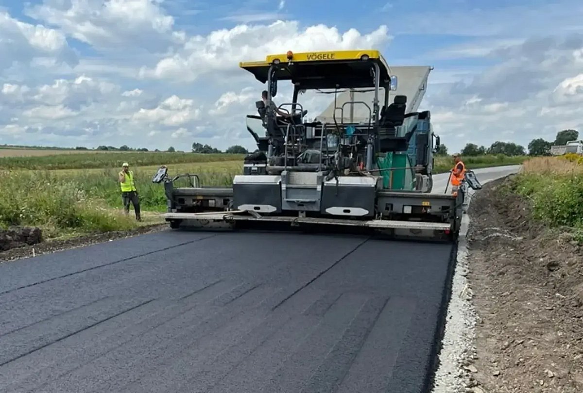 Правительство распределило деньги на ремонт дорог Правительство распределило деньги на ремонт дорог