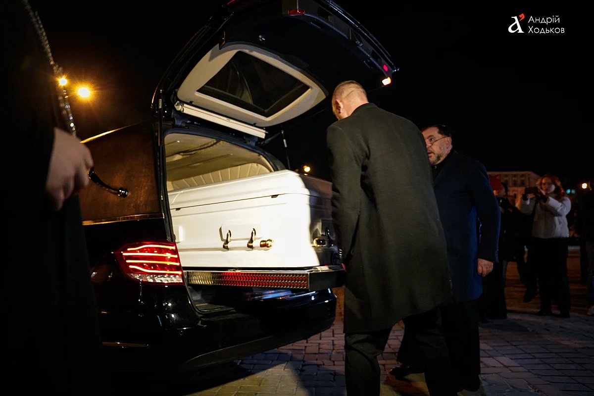 Проходит прощание с Патриархом Филаретом (фото) Проходит прощание с Патриархом Филаретом (фото)