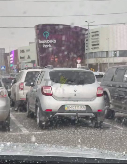 Град прошел в Киеве (видео) Град прошел в Киеве (видео)