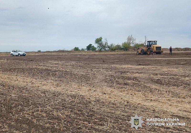 Уничтожение древнего кургана в Николаевской области: дело направлено в суд Уничтожение древнего кургана в Николаевской области: дело направлено в суд