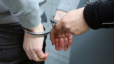 На Тернопільщині чоловік вбив подружжя та намагався “усунути” свідка: фото ілюстративне На Тернопільщині чоловік вбив подружжя та намагався “усунути” свідка: фото ілюстративне