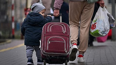 Обязательная эвакуация в Украине: Ким сообщил, возросло ли количество переселенцев на Николаевщине Обязательная эвакуация в Украине: Ким сообщил, возросло ли количество переселенцев на Николаевщине