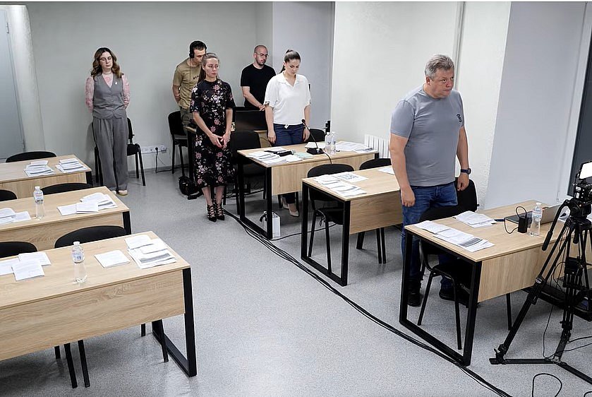 В Николаеве началась сессия горсовета (трансляция) В Николаеве началась сессия горсовета (трансляция)