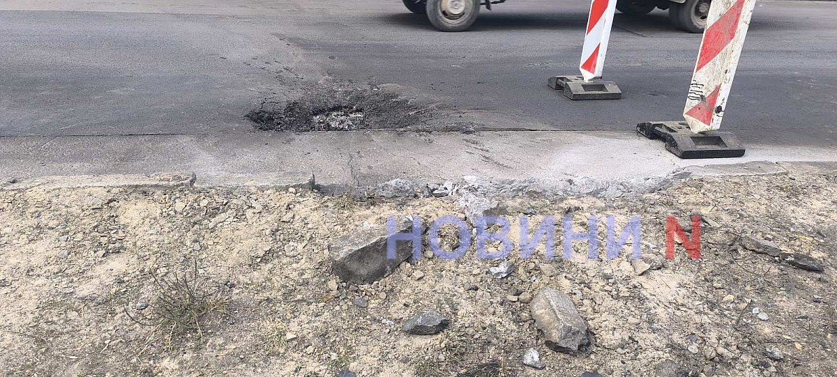 Появилось видео момента взрыва сбитого «шахеда» в Николаеве Появилось видео момента взрыва сбитого «шахеда» в Николаеве