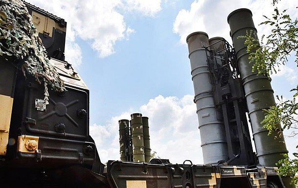 Росія атакувала Україну 290 дронами та ракетами: ППО збила 284 цілі Росія атакувала Україну 290 дронами та ракетами: ППО збила 284 цілі