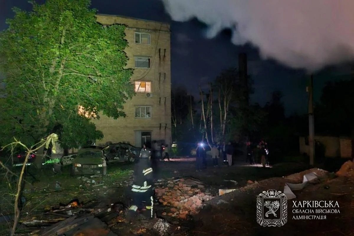 Враг атаковал Харьков ночью: пострадали люди, повреждены дома и гаражи Враг атаковал Харьков ночью: пострадали люди, повреждены дома и гаражи
