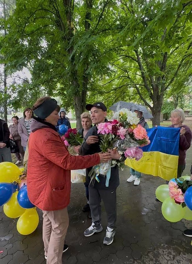 На Николаевщину после четырёх лет плена вернулся морпех Бахадир Джумаев На Николаевщину после четырёх лет плена вернулся морпех Бахадир Джумаев