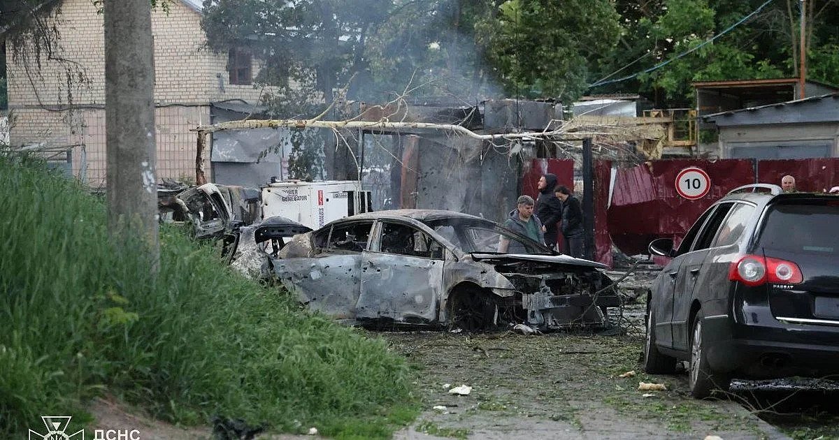 Возросло количество жертв и пострадавших после массированной атаки РФ в Киеве Возросло количество жертв и пострадавших после массированной атаки РФ в Киеве