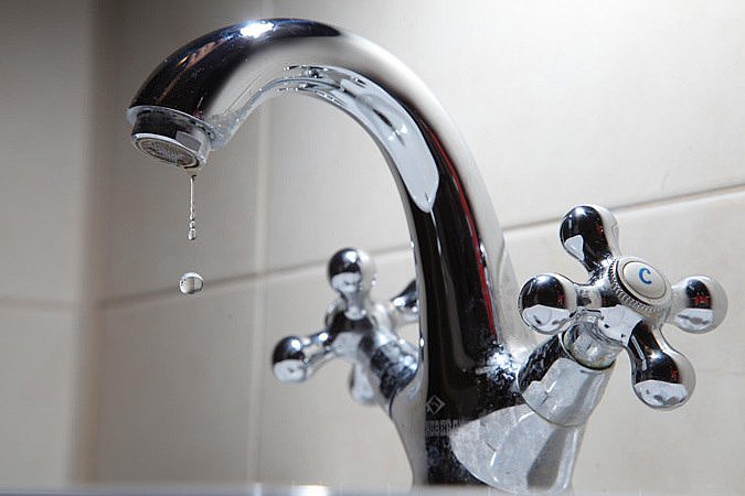 Квадрат улиц в Николаеве остался без воды Квадрат улиц в Николаеве остался без воды