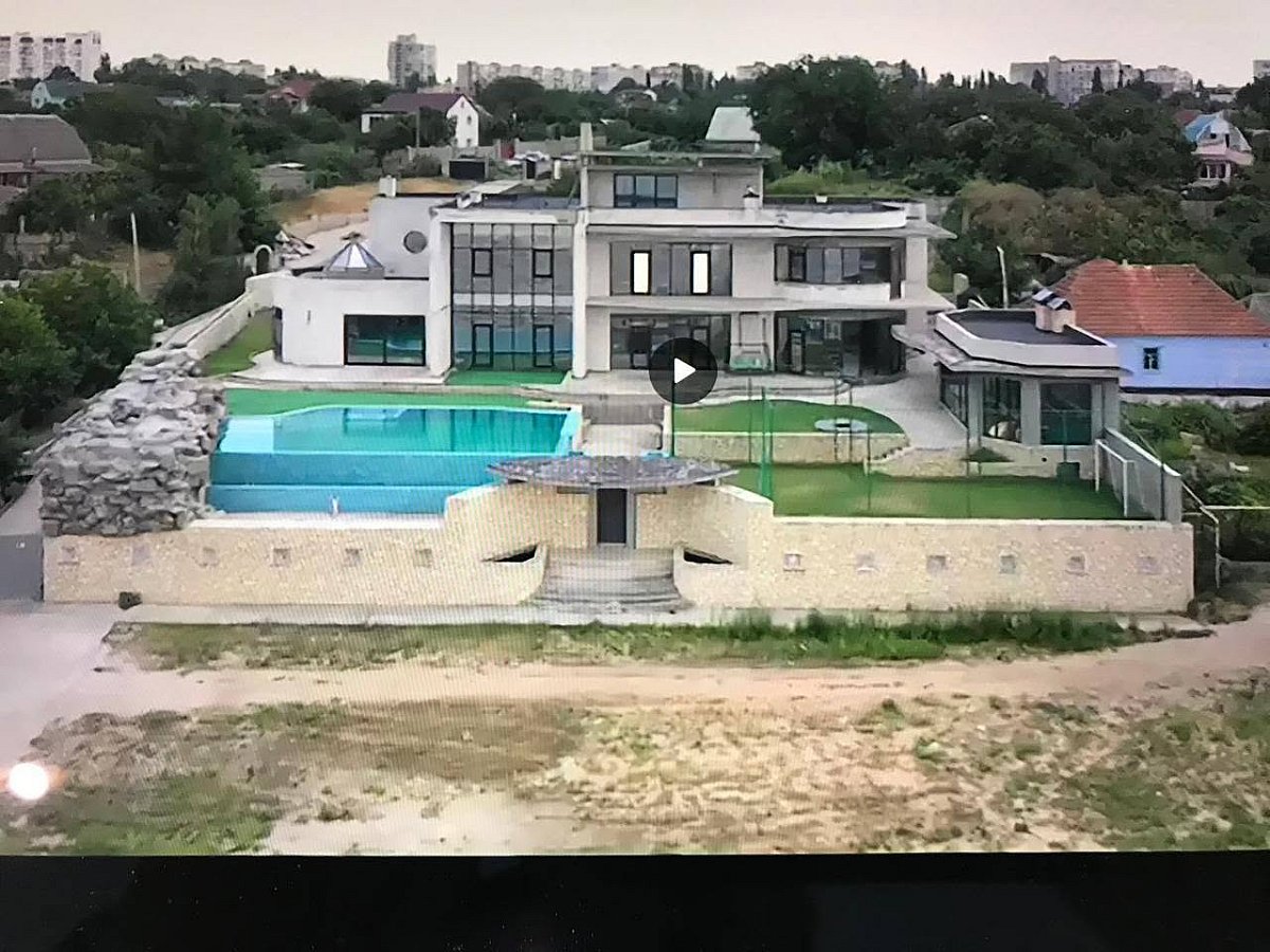 В Николаеве продают SPA-комплекс за 600 тысяч долларов (фото) В Николаеве продают SPA-комплекс за 600 тысяч долларов (фото)