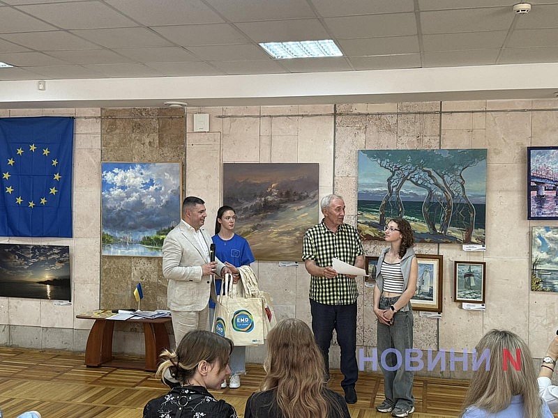 Паруса, волны и будущее города: в Николаеве открыли выставку к Европейскому морскому дню Паруса, волны и будущее города: в Николаеве открыли выставку к Европейскому морскому дню