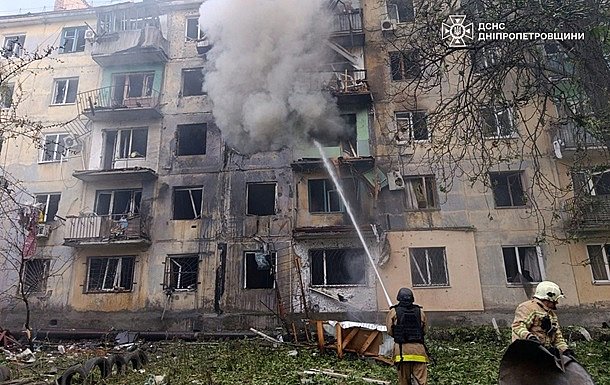 Атака на Павлоград: 12 пострадавших Атака на Павлоград: 12 пострадавших