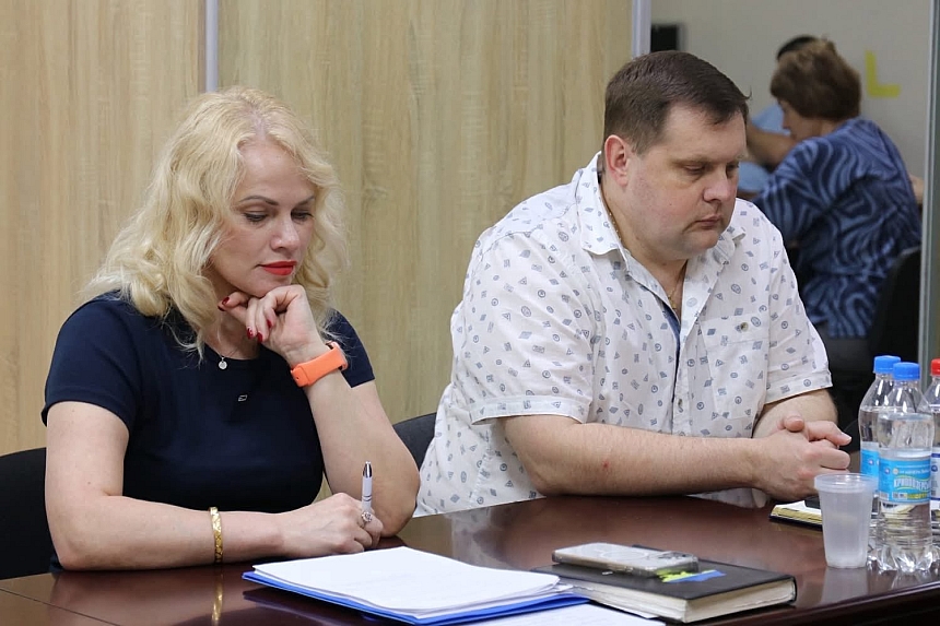 У обласній раді обговорили питання розвитку системи охорони здоров’я Миколаївщини У обласній раді обговорили питання розвитку системи охорони здоров’я Миколаївщини