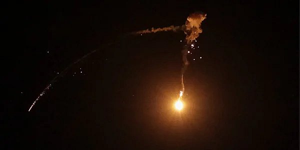 В Николаеве прогремели взрывы: атаковали «Шахеды» В Николаеве прогремели взрывы: атаковали «Шахеды»