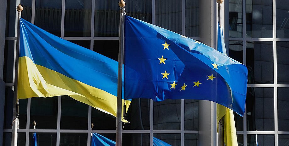 Украина запросит у союзников дополнительные 20 млрд долларов для усиления ударов по России Украина запросит у союзников дополнительные 20 млрд долларов для усиления ударов по России
