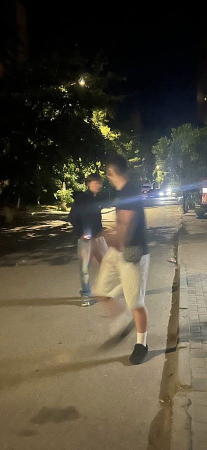 В Николаеве парни угнали ВАЗ и врезались в Hyundai: виновники ДТП сбежали В Николаеве парни угнали ВАЗ и врезались в Hyundai: виновники ДТП сбежали