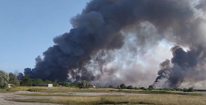 Спутники NASA зафиксировали масштабные пожары на Кинбурнской косе Спутники NASA зафиксировали масштабные пожары на Кинбурнской косе