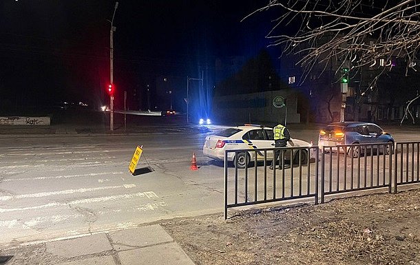 В Кривом Роге умер 12‑летний мальчик, сбитый на переходе судьей районного суда В Кривом Роге умер 12‑летний мальчик, сбитый на переходе судьей районного суда