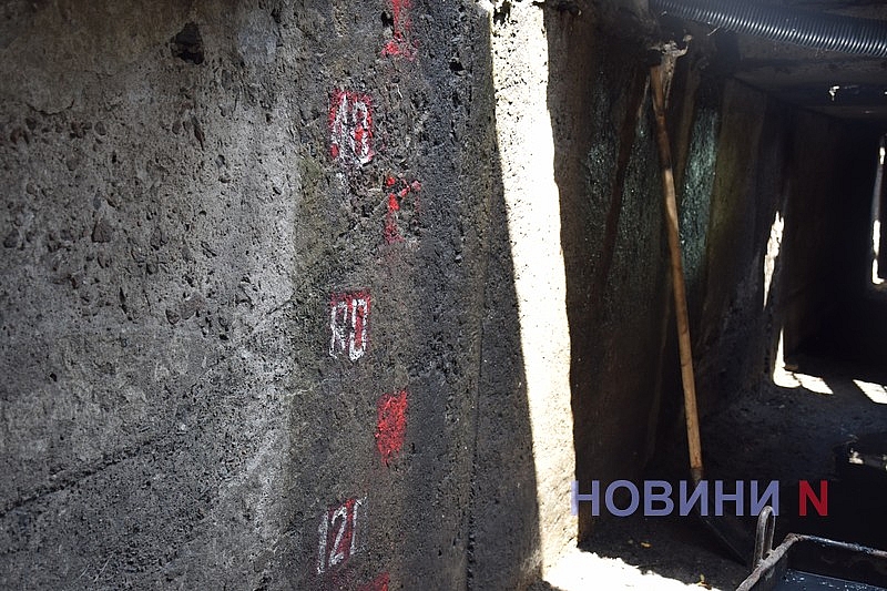 Стан відомого колектору на “Дормашині” в Миколаєві: журналісти пройшлися об’єктом разом із мером (репортаж) Стан відомого колектору на “Дормашині” в Миколаєві: журналісти пройшлися об’єктом разом із мером (репортаж)