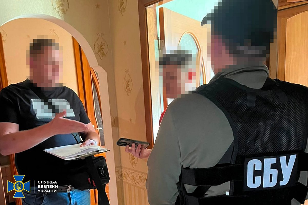 Более 4 тысяч пользователей: хакеры создали копию «Резерв+» и зарабатывали на военнообязанных Более 4 тысяч пользователей: хакеры создали копию «Резерв+» и зарабатывали на военнообязанных