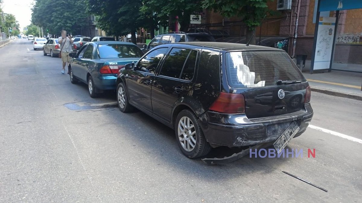 В центре Николаева произошло тройное ДТП В центре Николаева произошло тройное ДТП