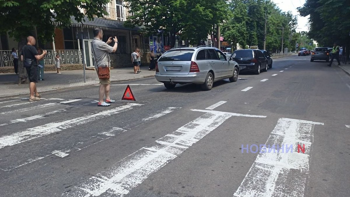 В центре Николаева произошло тройное ДТП В центре Николаева произошло тройное ДТП