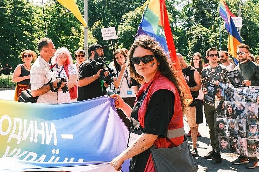 В Киеве прошел Марш равенства KyivPride: участие приняли около 5 тысяч человек В Киеве прошел Марш равенства KyivPride: участие приняли около 5 тысяч человек