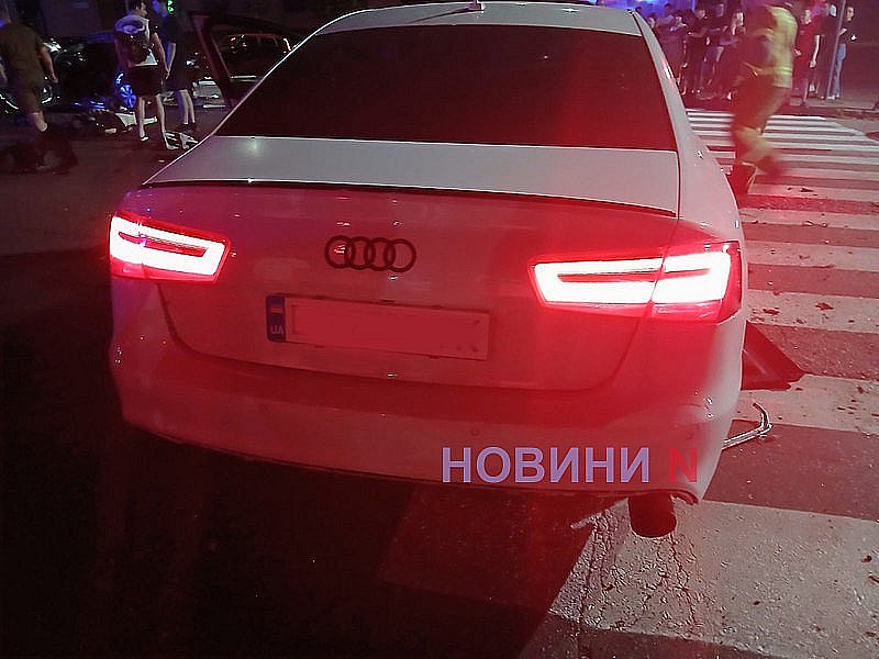 Смертельное ДТП в центре Николаева: все, что известно к этому часу Смертельное ДТП в центре Николаева: все, что известно к этому часу