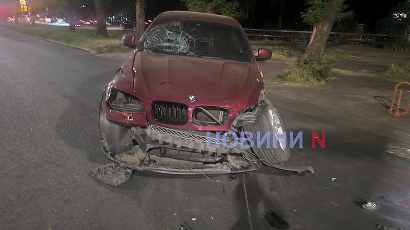 Вечером в Николаеве произошло тройное ДТП: 3 пострадавших, среди них беременная женщина Вечером в Николаеве произошло тройное ДТП: 3 пострадавших, среди них беременная женщина