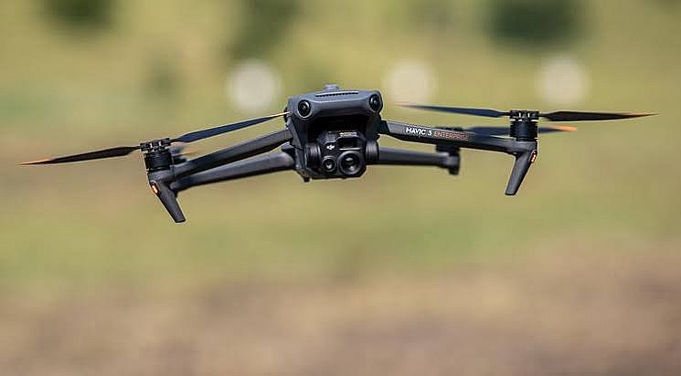 Российские FPV-дроны атаковали четыре раза: в селе под Николаевом повреждены ЛЭП и гараж Российские FPV-дроны атаковали четыре раза: в селе под Николаевом повреждены ЛЭП и гараж