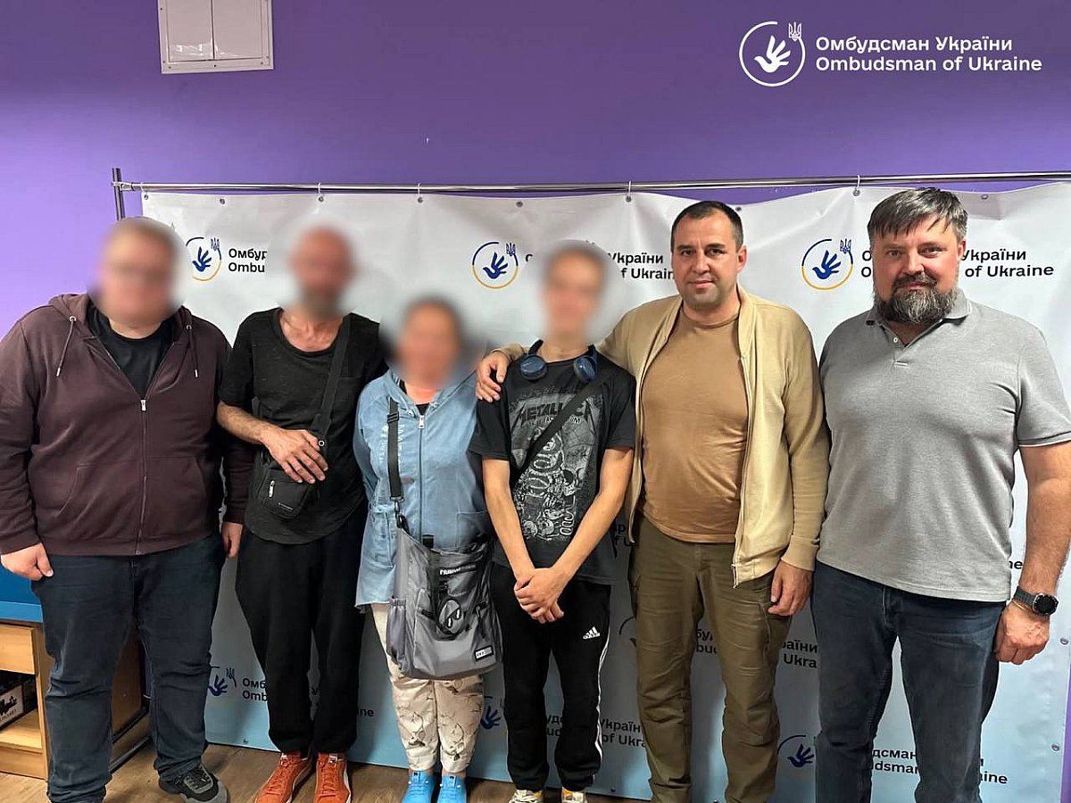 18 днів без зв'язку та переломи: омбудсмен повідомив про порятунок незаконно утриманих у Миколаївському ТЦК 18 днів без зв'язку та переломи: омбудсмен повідомив про порятунок незаконно утриманих у Миколаївському ТЦК