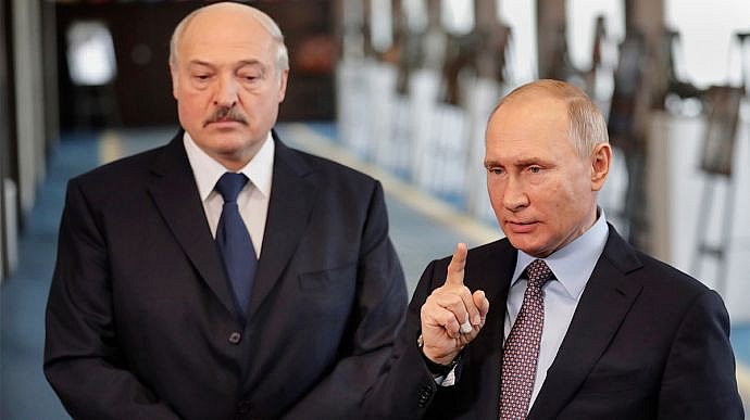 Москва шантажує Лукашенка для відкриття «другого фронту», - WSJ Москва шантажує Лукашенка для відкриття «другого фронту», - WSJ