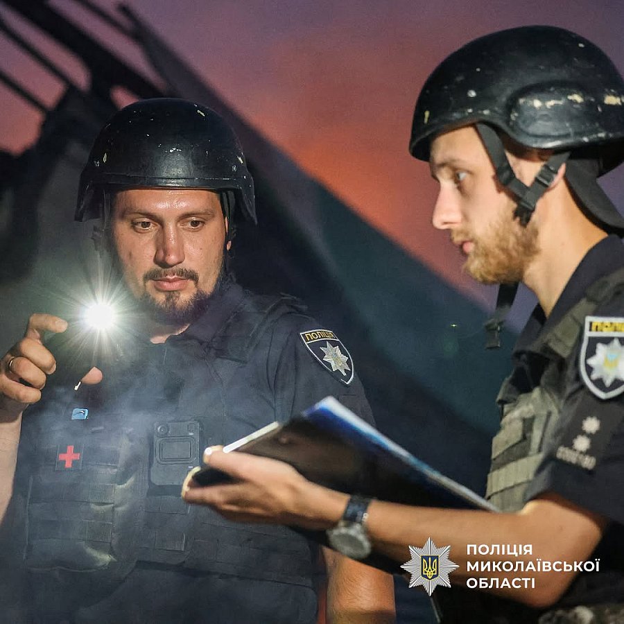 Друга атака на АЗС у Миколаївській області: поліція опублікувала фото та деталі Друга атака на АЗС у Миколаївській області: поліція опублікувала фото та деталі
