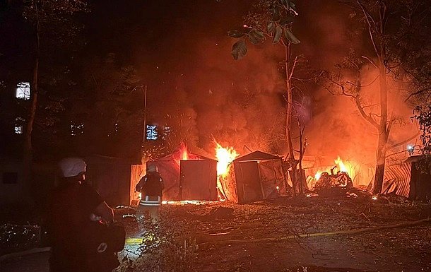 Ночная атака на Одессу: пострадал молодой человек, повреждены жилые дома Ночная атака на Одессу: пострадал молодой человек, повреждены жилые дома