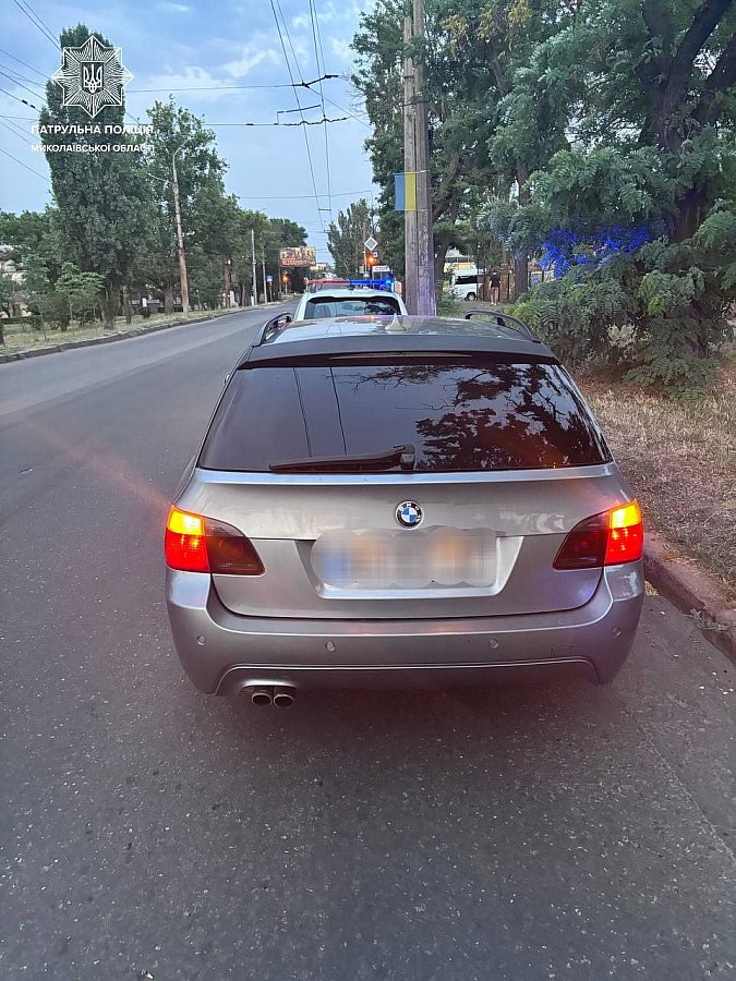 В Николаеве при проверке BMW выявили сразу два нарушения В Николаеве при проверке BMW выявили сразу два нарушения