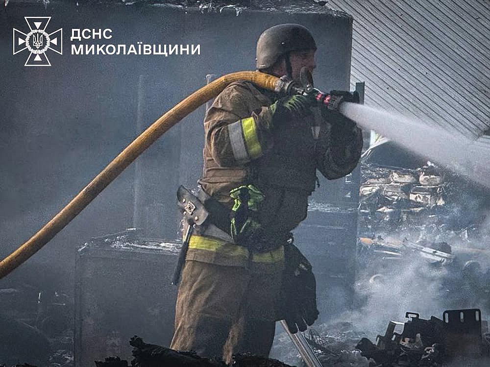 Пожары в Николаевской области: один был из-за обстрелов, площадь превысила 42 га Пожары в Николаевской области: один был из-за обстрелов, площадь превысила 42 га
