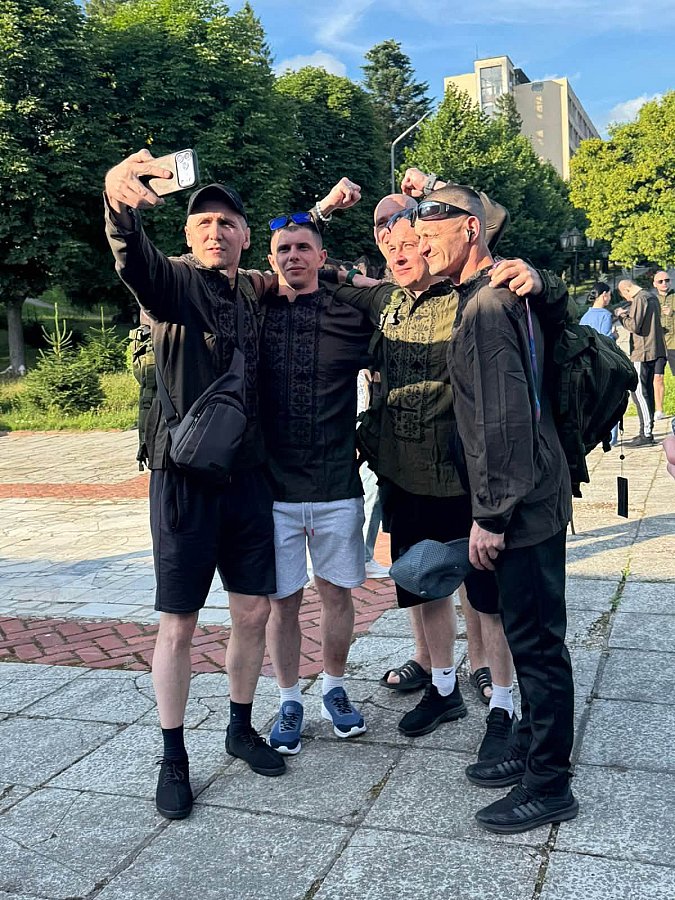 Николаевщина встретила 33 военных, освобожденных в рамках обмена пленными Николаевщина встретила 33 военных, освобожденных в рамках обмена пленными