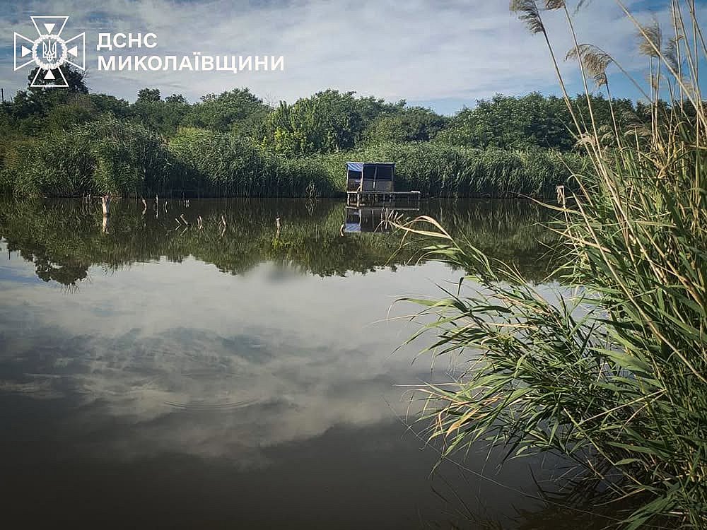 Тело мужчины достали из реки в Николаевской области Тело мужчины достали из реки в Николаевской области