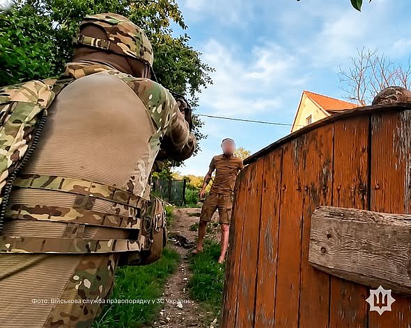 Военный в СЗЧ напал на сотрудников ВСП на Виннитчине: укрощало дебошира спецподразделение «Скорпион» Военный в СЗЧ напал на сотрудников ВСП на Виннитчине: укрощало дебошира спецподразделение «Скорпион»