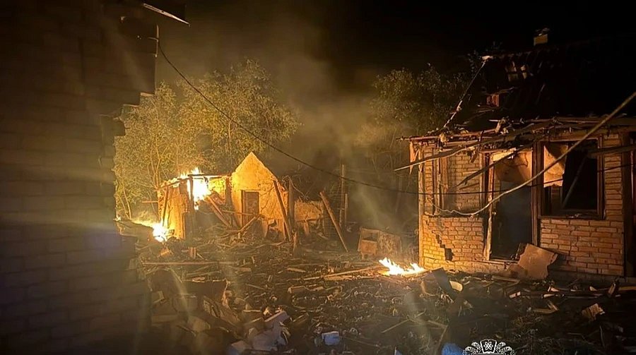 Валки подверглись атаке дронов: есть погибшая и пострадавшие Валки подверглись атаке дронов: есть погибшая и пострадавшие